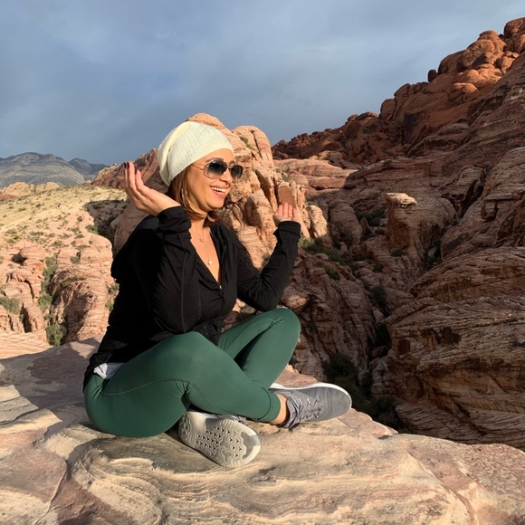 Meet your Posher, Zoraida - Picture 1 of 1